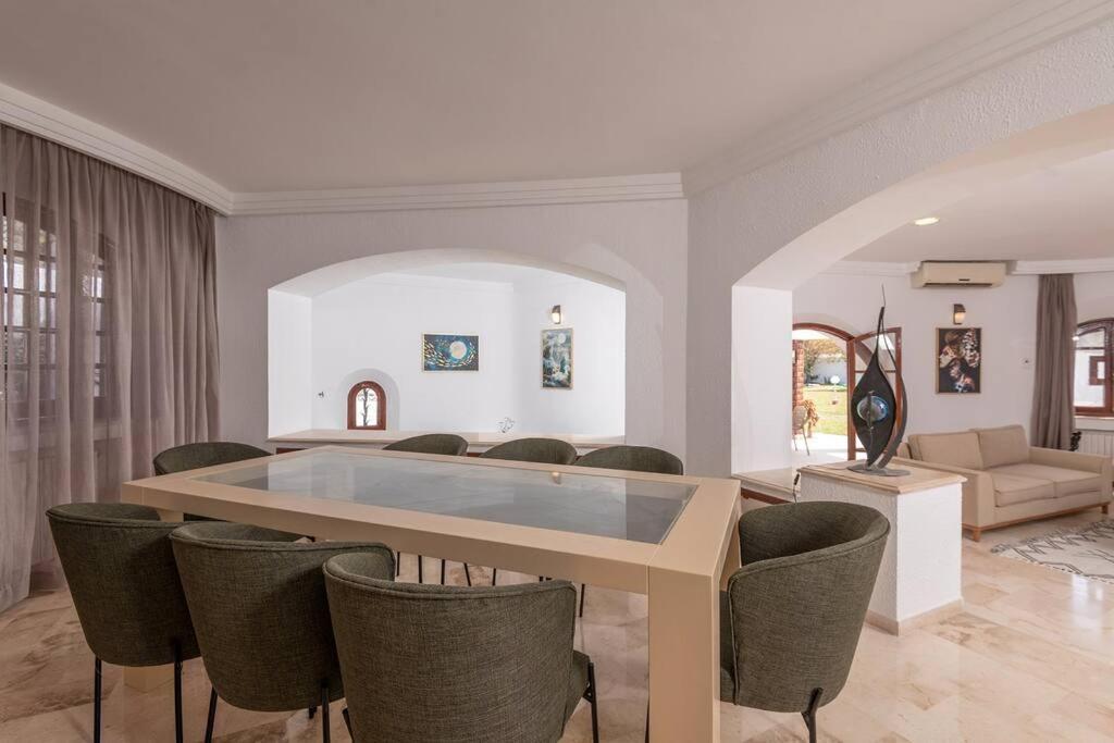 Des Jasmins Villa Tunis